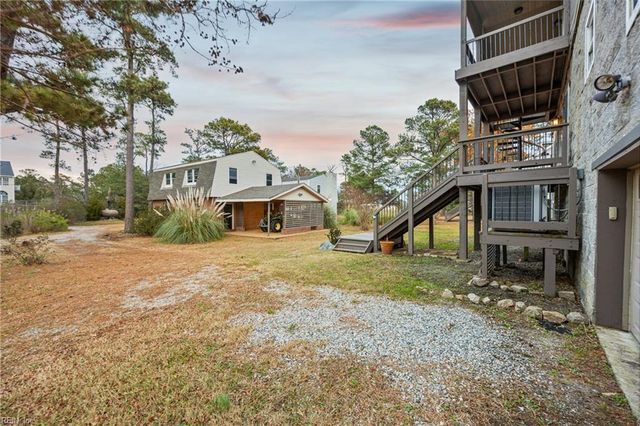 512 Spivey LN, Seaford, VA 23696