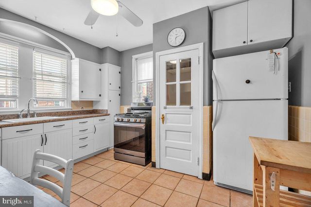 3240 LONGSHORE AVE, Philadelphia, PA 19149