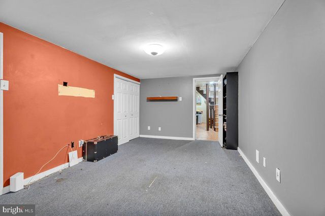 3240 LONGSHORE AVE, Philadelphia, PA 19149