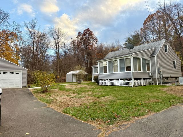 213 Georgetown Road, Weston, CT 06883