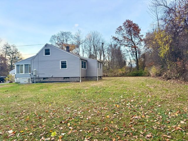 213 Georgetown Road, Weston, CT 06883