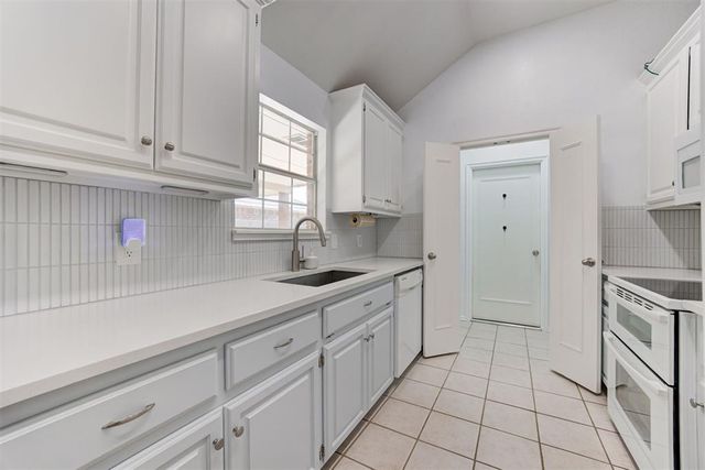 11400 Glade Avenue, Oklahoma City, OK 73162