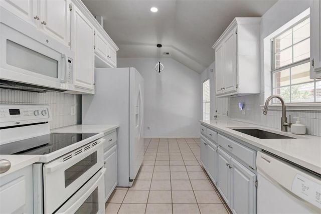 11400 Glade Avenue, Oklahoma City, OK 73162