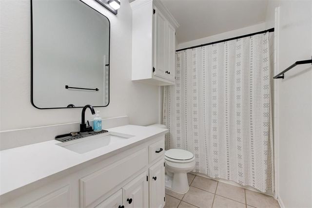 11400 Glade Avenue, Oklahoma City, OK 73162