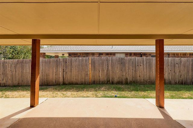 11400 Glade Avenue, Oklahoma City, OK 73162
