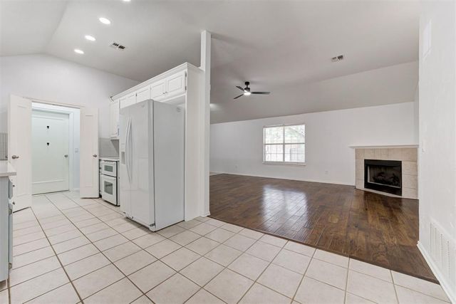 11400 Glade Avenue, Oklahoma City, OK 73162