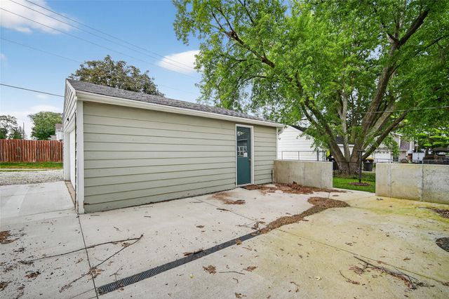 1134 Rapids Street, Adel, IA 50003