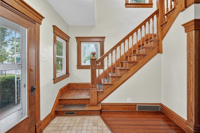 1134 Rapids Street, Adel, IA 50003