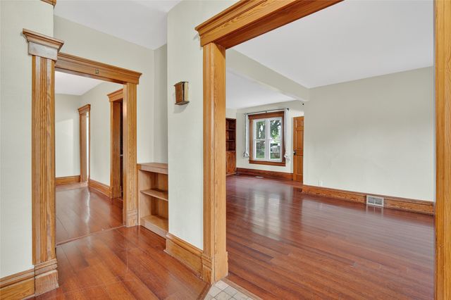 1134 Rapids Street, Adel, IA 50003
