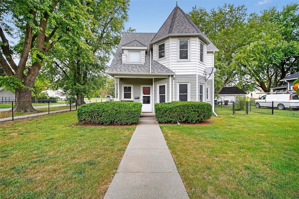 1134 Rapids Street, Adel, IA 50003