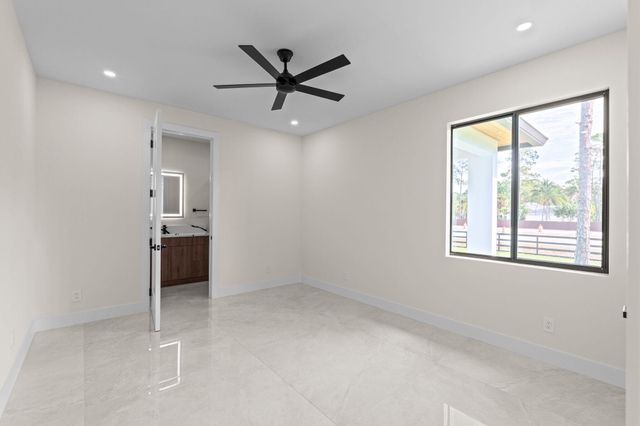 16024 84TH Court N, The Acreage, FL 33470