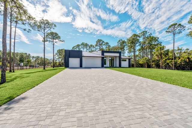 16024 84TH Court N, The Acreage, FL 33470