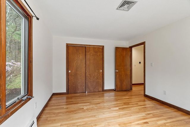 94 Poor Farm Rd, Harvard, MA 01451