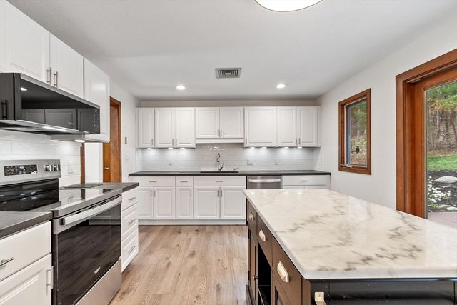 94 Poor Farm Rd, Harvard, MA 01451