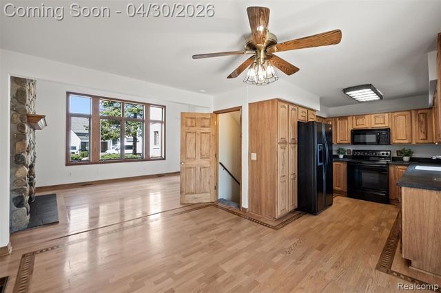 5461 Putnam Drive, West Bloomfield, MI 48323