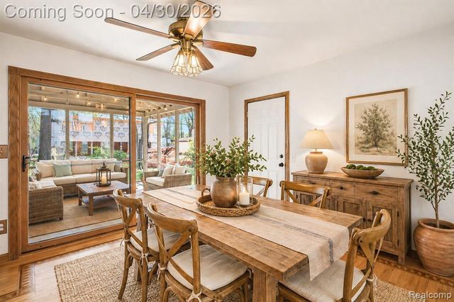 5461 Putnam Drive, West Bloomfield, MI 48323