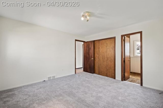 5461 Putnam Drive, West Bloomfield, MI 48323