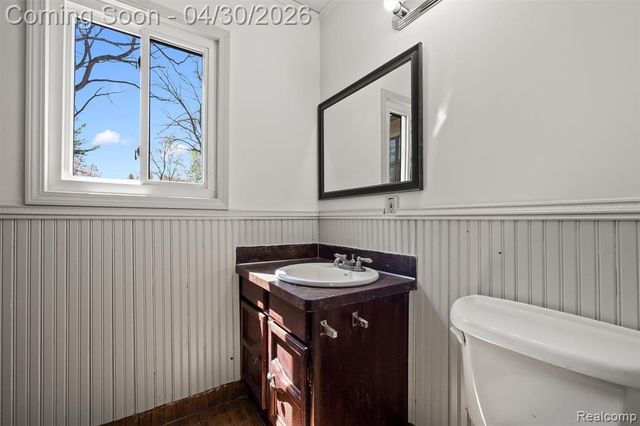 5461 Putnam Drive, West Bloomfield, MI 48323