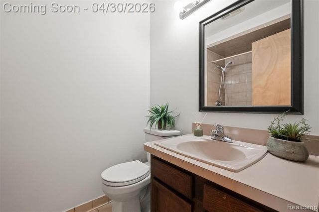5461 Putnam Drive, West Bloomfield, MI 48323