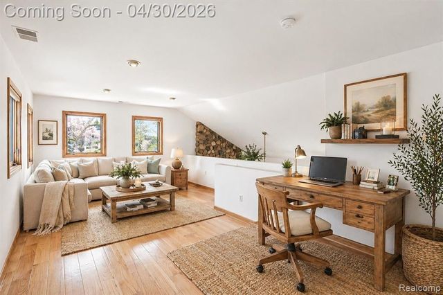 5461 Putnam Drive, West Bloomfield, MI 48323