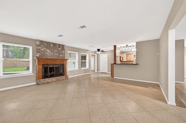 2182 Tree Lane, Houston, TX 77339