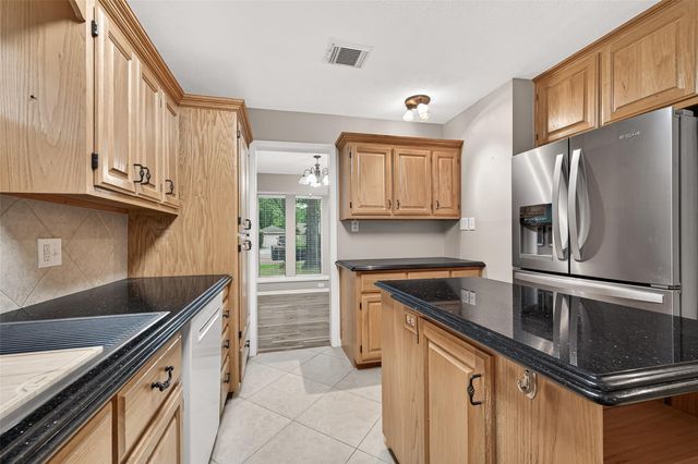 2182 Tree Lane, Houston, TX 77339
