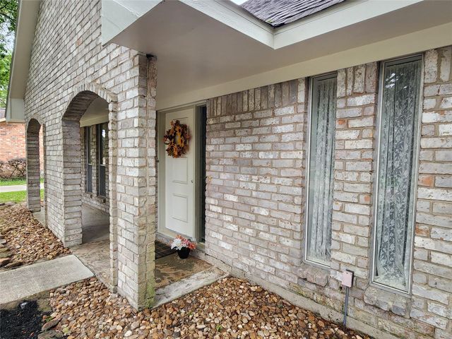 2182 Tree Lane, Houston, TX 77339