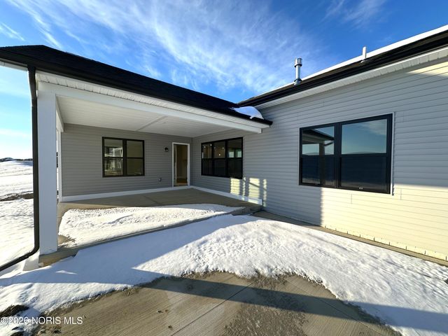 15269 Cypress Drive, Perrysburg, OH 43551