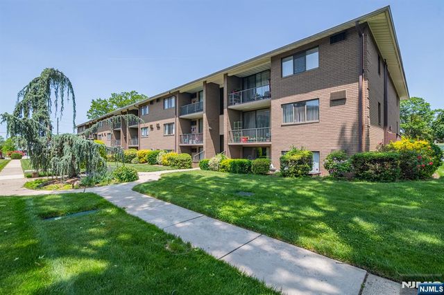 462C Liberty Street 312, Little Ferry, NJ 07643