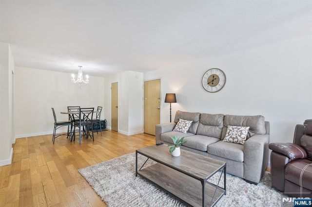 462C Liberty Street 312, Little Ferry, NJ 07643