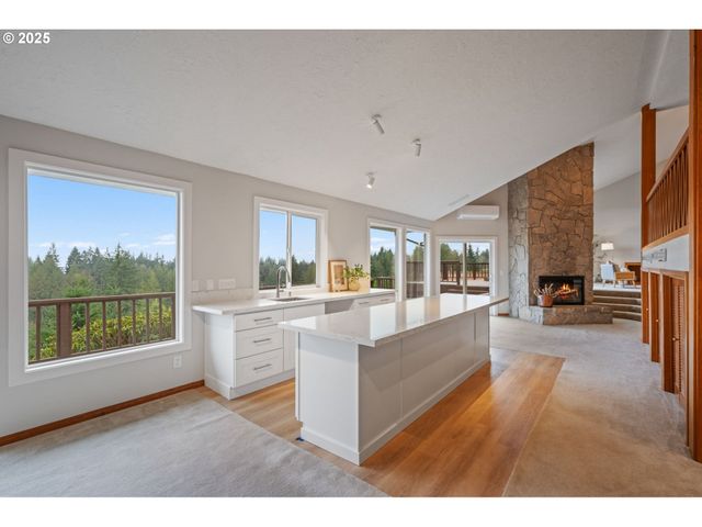 15280 S HOWARDS MILL Rd, Mulino, OR 97042