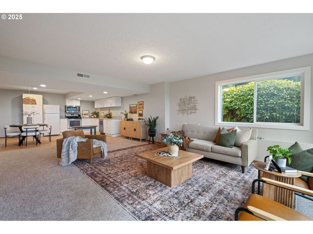 15280 S HOWARDS MILL Rd, Mulino, OR 97042