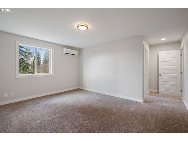 15280 S HOWARDS MILL Rd, Mulino, OR 97042