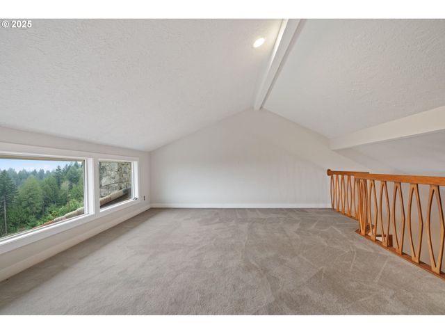 15280 S HOWARDS MILL Rd, Mulino, OR 97042