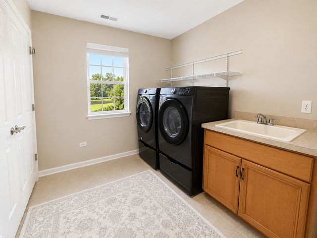 635 Independence Avenue, Elburn, IL 60119