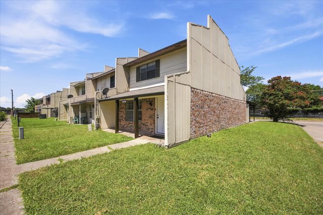 1828 Ridgeview Plaza, Mesquite, TX 75149