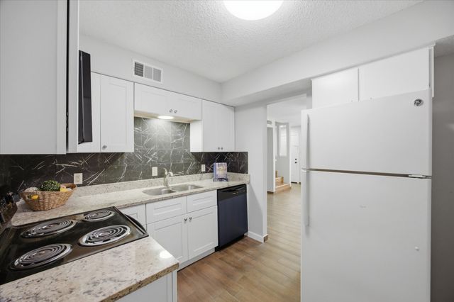 1828 Ridgeview Plaza, Mesquite, TX 75149