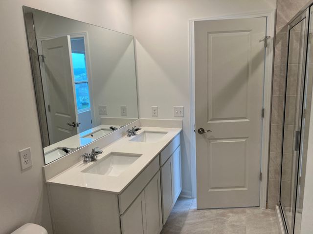 4010 Sadie St, Columbia, TN 38401