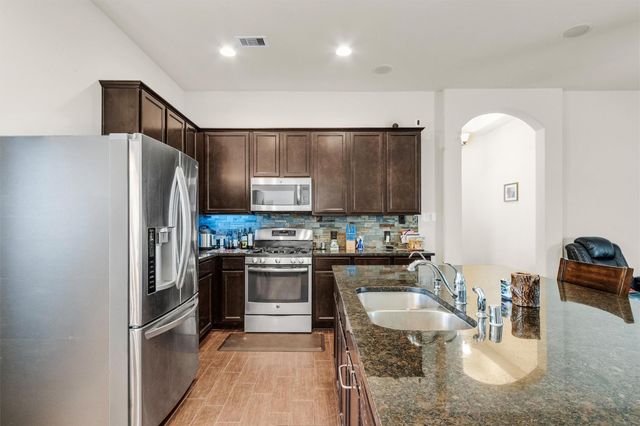 13013 Trail Manor Drive, Pearland, TX 77584