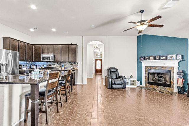 13013 Trail Manor Drive, Pearland, TX 77584