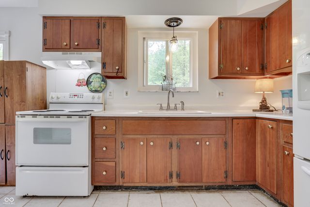 181 W Robertson Road, Morgantown, IN 46160
