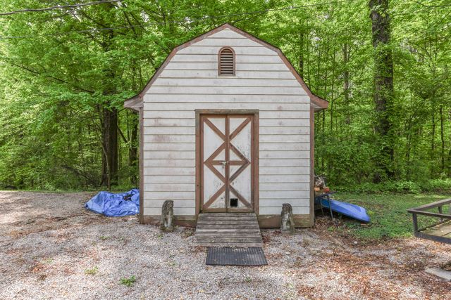 181 W Robertson Road, Morgantown, IN 46160