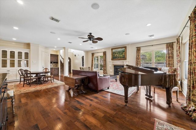 2103 Airline Drive, Friendswood, TX 77546