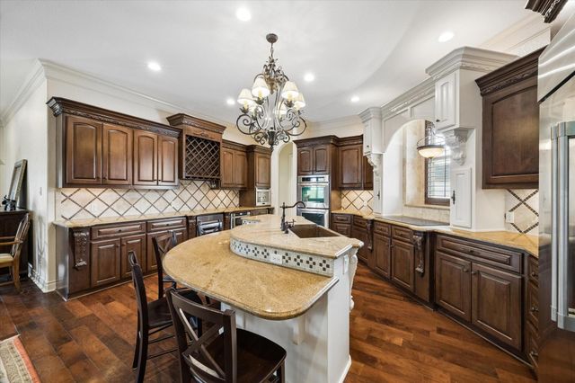 2103 Airline Drive, Friendswood, TX 77546