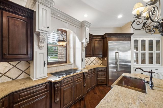 2103 Airline Drive, Friendswood, TX 77546