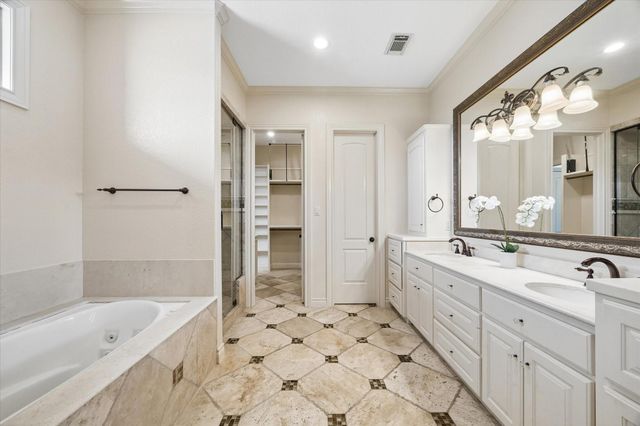 2103 Airline Drive, Friendswood, TX 77546