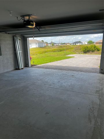 4021 SW 35th St SW, Lehigh Acres, FL 33976