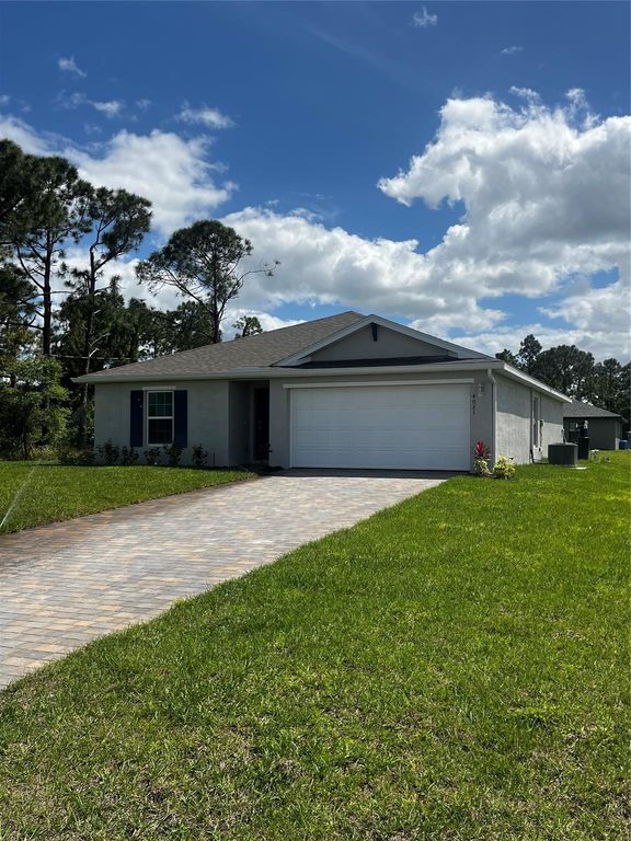 4021 SW 35th St SW, Lehigh Acres, FL 33976