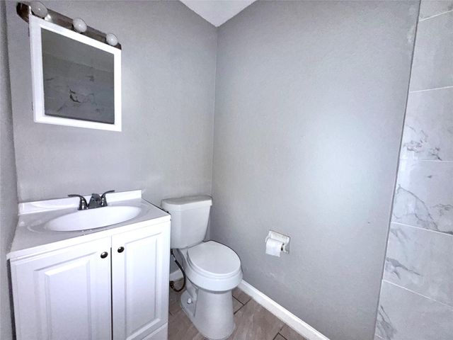 5418 Weaver Road D, Houston, TX 77016