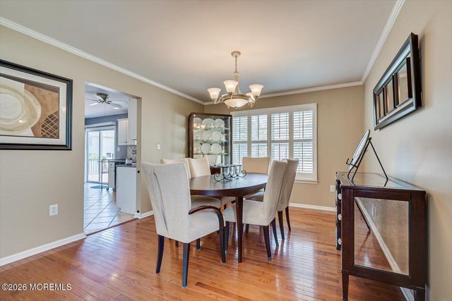26 Brittany Way, Kendall Park, NJ 08824